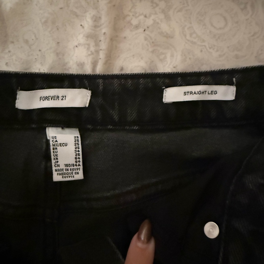 Forever 21 Dark Wash Straight Leg Jeans - Picture 4 of 4